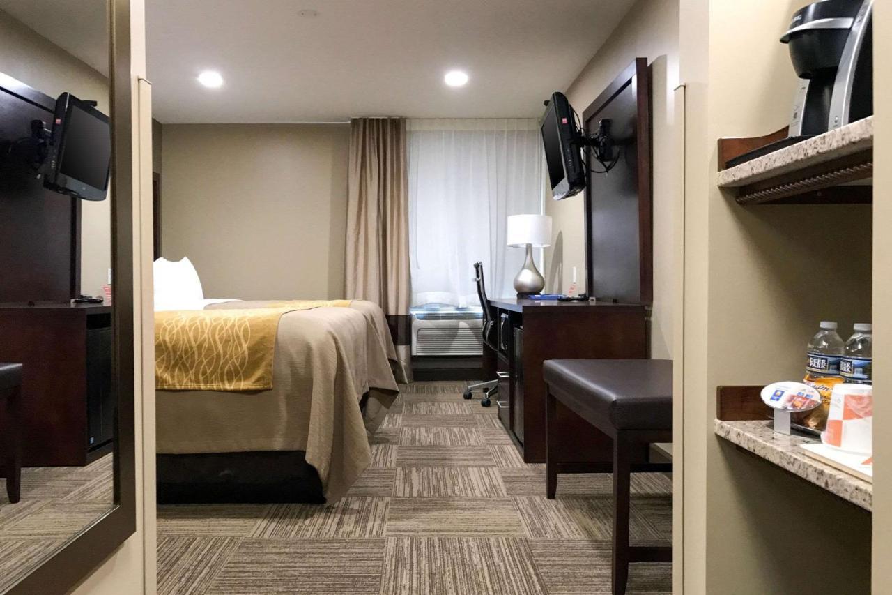 Giles Hotel Inn And Suites Pulaski Esterno foto