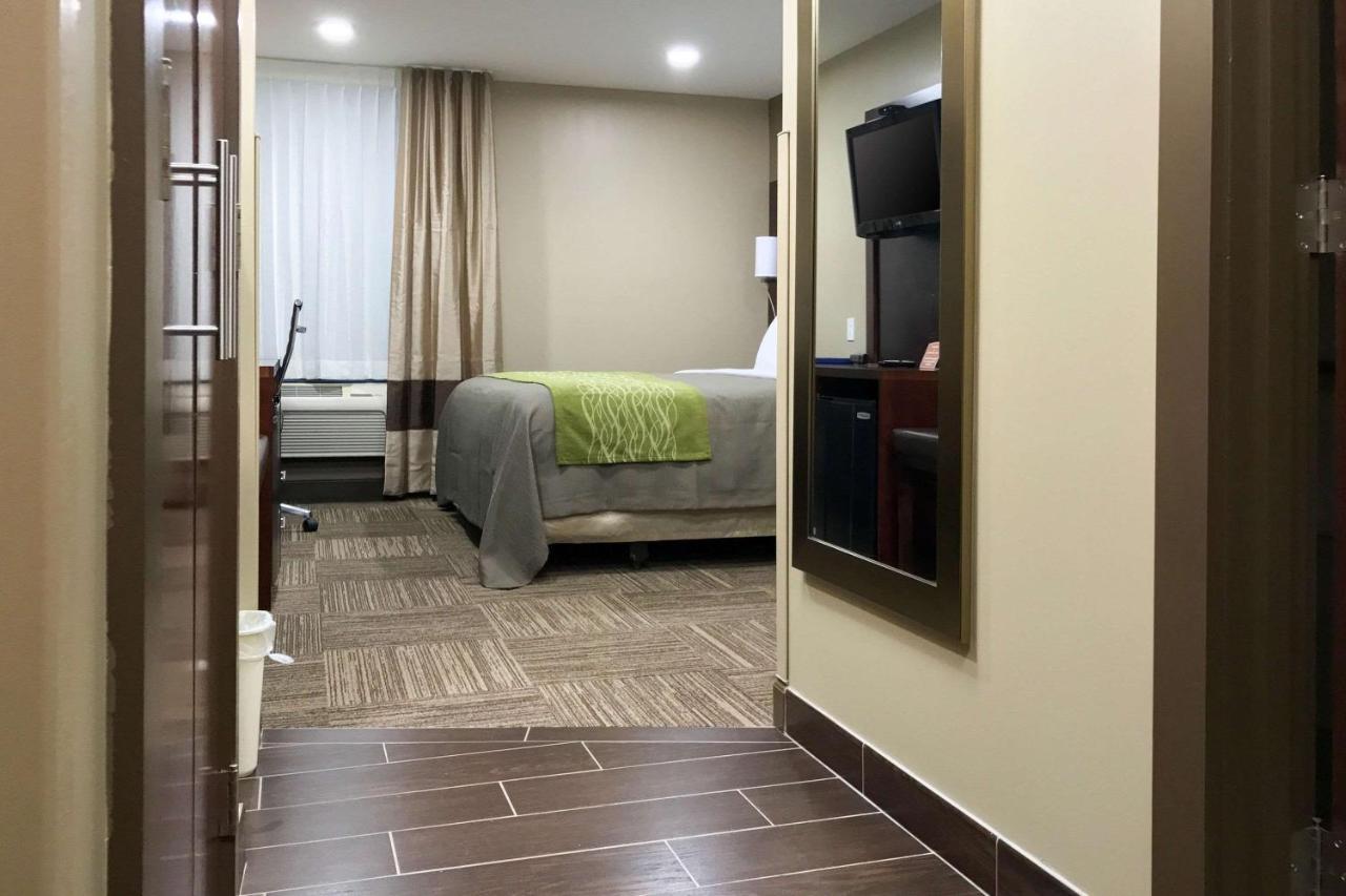 Giles Hotel Inn And Suites Pulaski Esterno foto