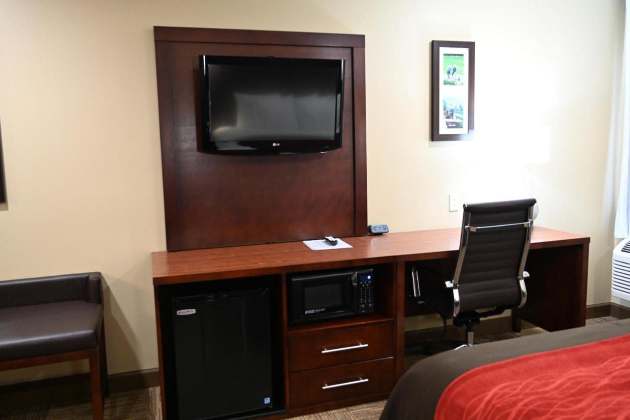 Giles Hotel Inn And Suites Pulaski Esterno foto