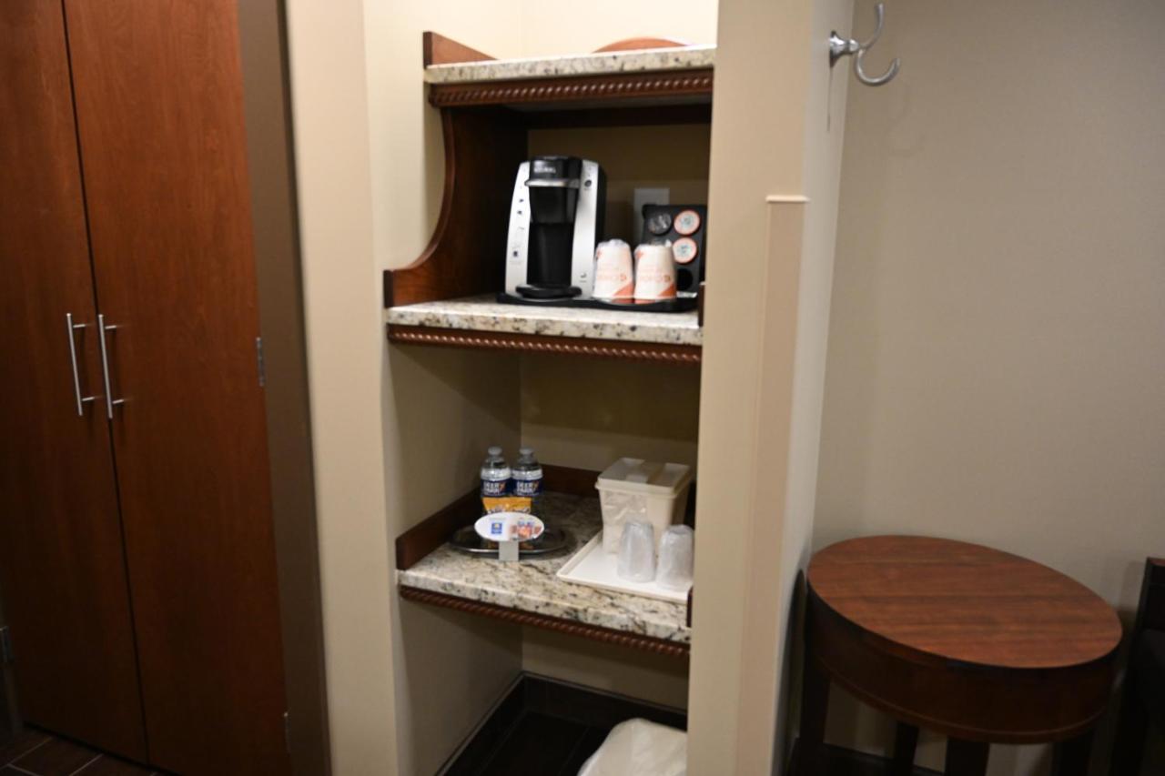 Giles Hotel Inn And Suites Pulaski Esterno foto