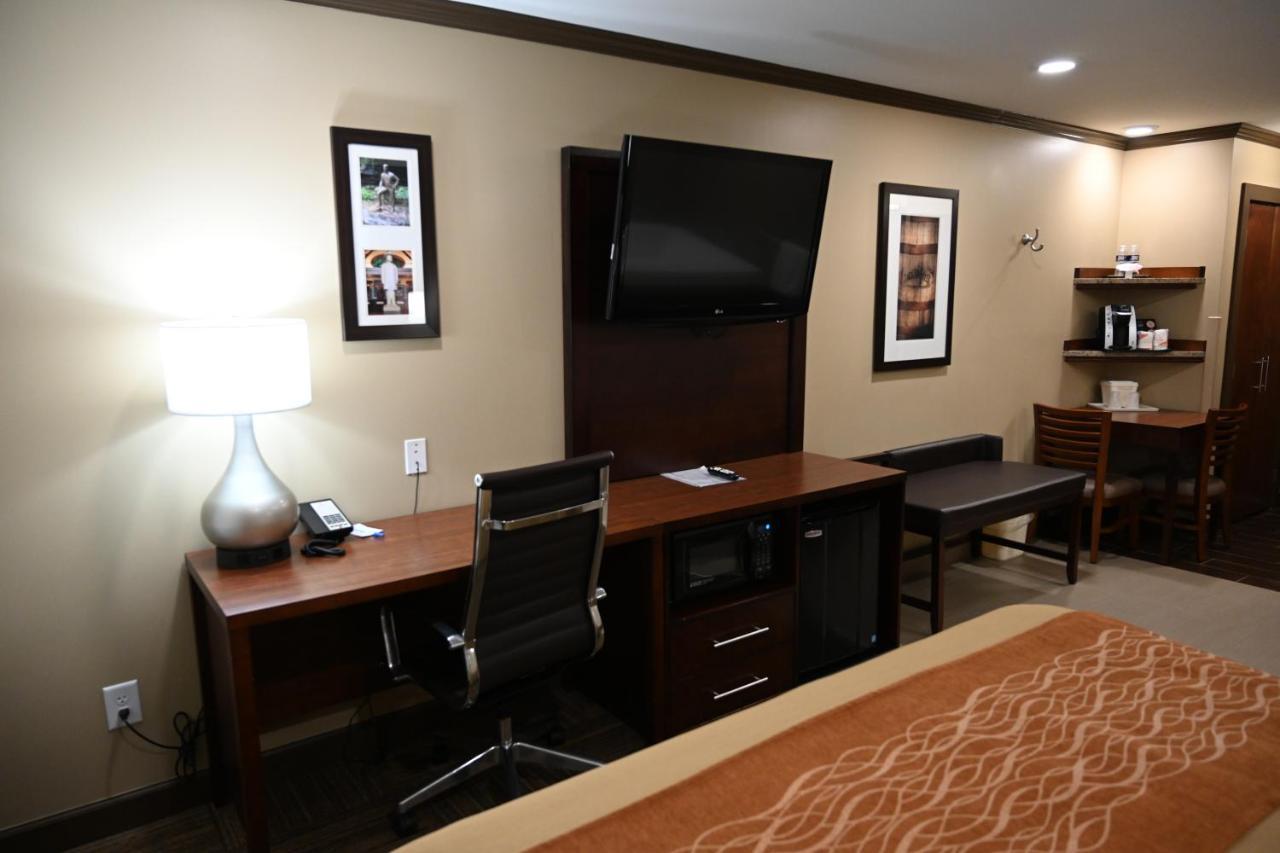 Giles Hotel Inn And Suites Pulaski Esterno foto