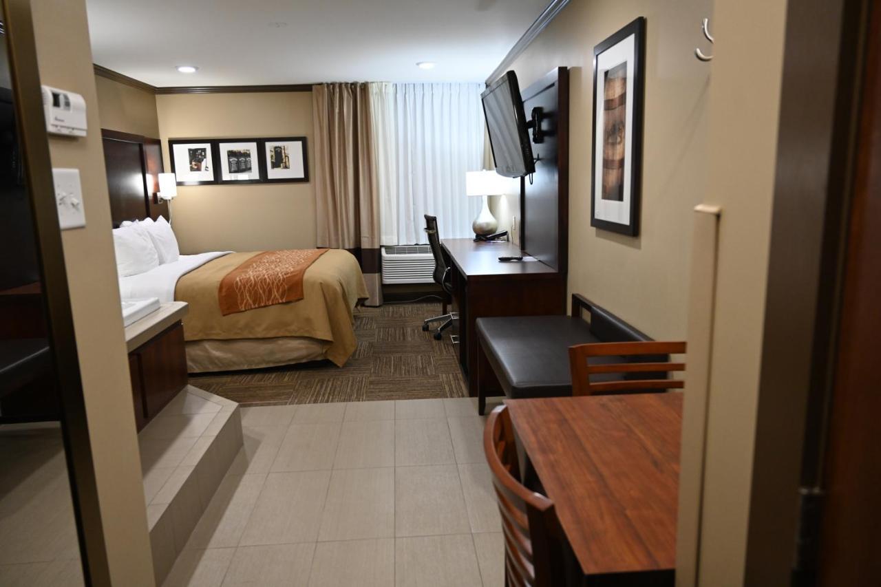Giles Hotel Inn And Suites Pulaski Esterno foto
