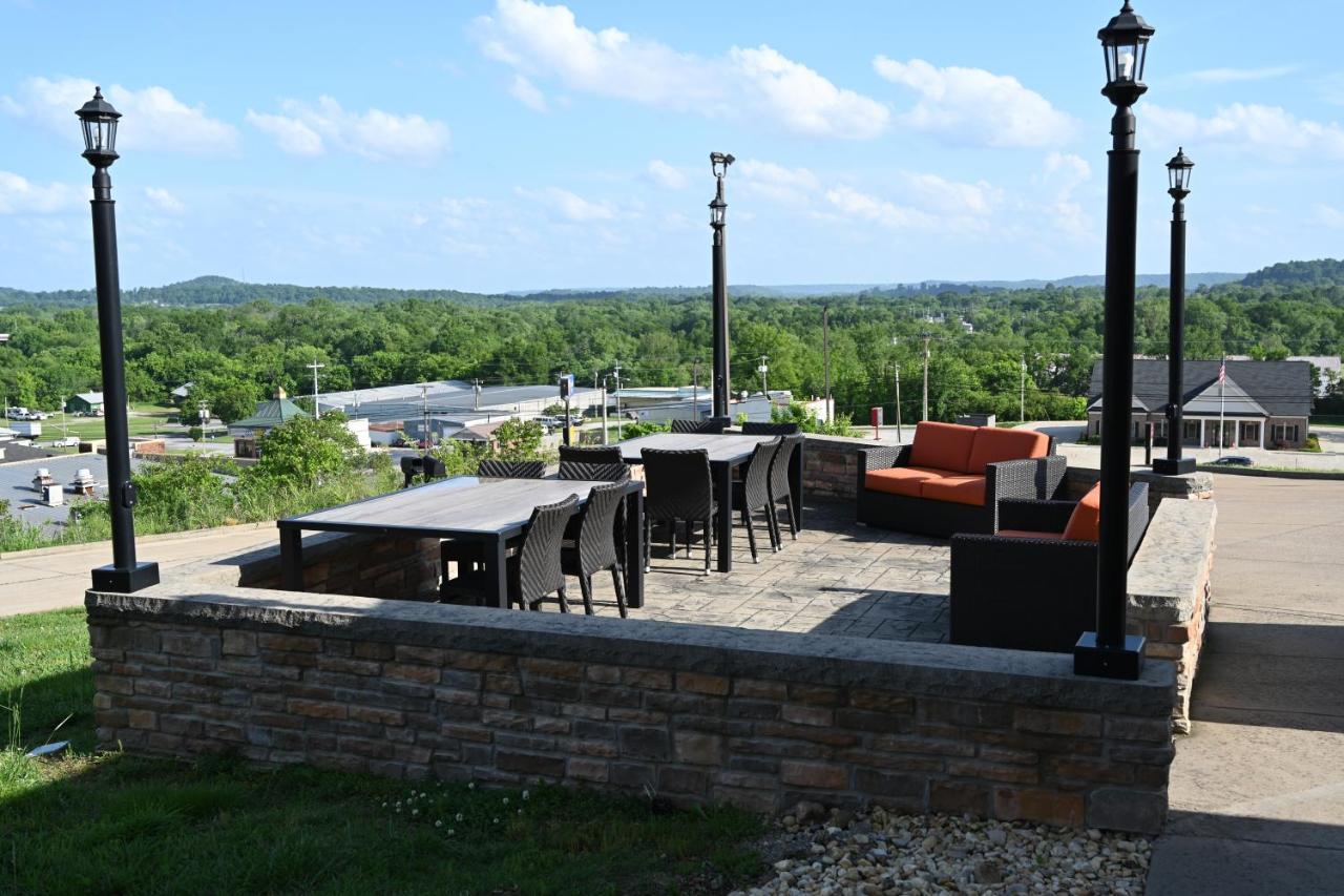 Giles Hotel Inn And Suites Pulaski Esterno foto
